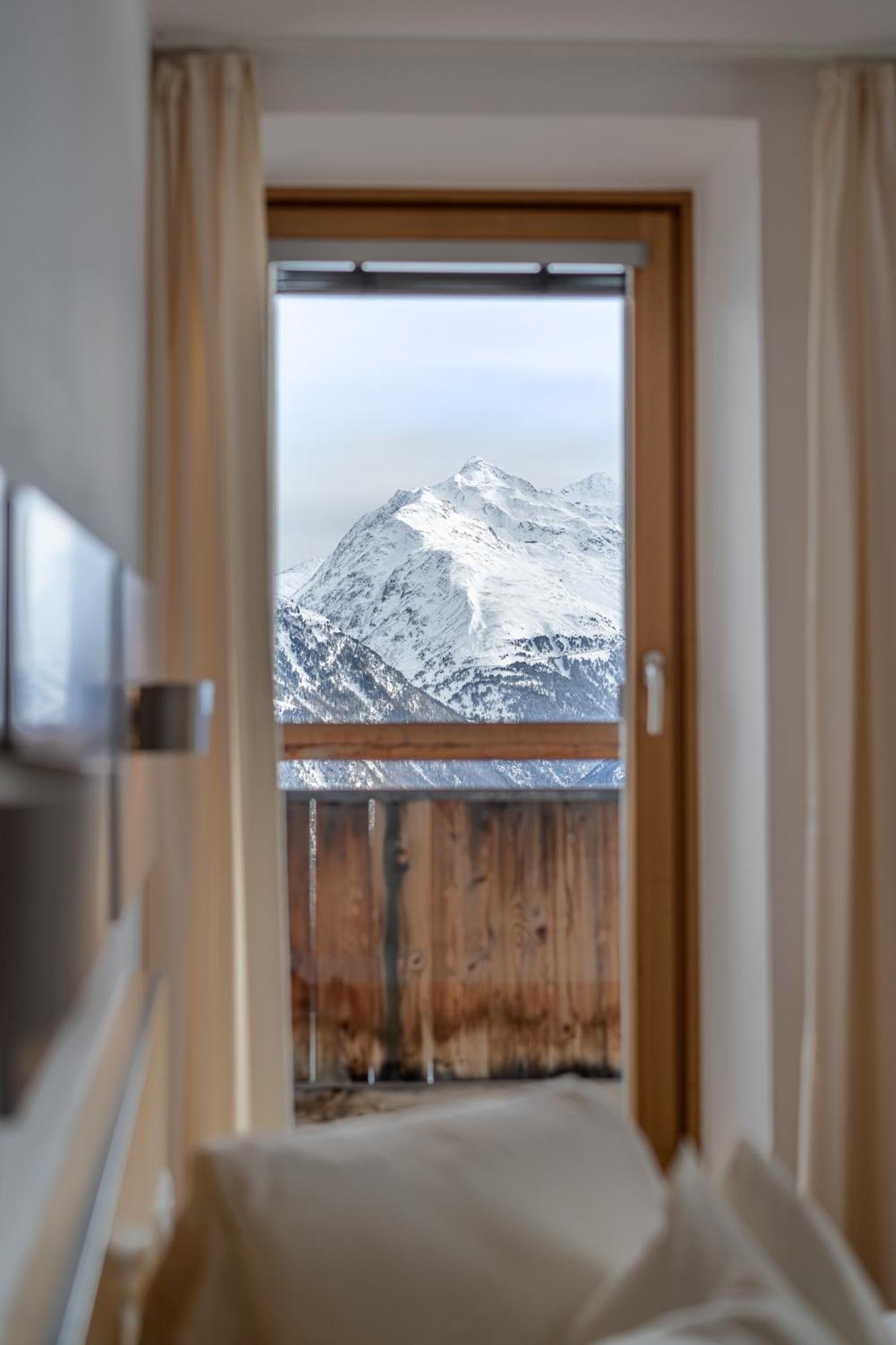 Hotel Hochsoelden エクステリア 写真