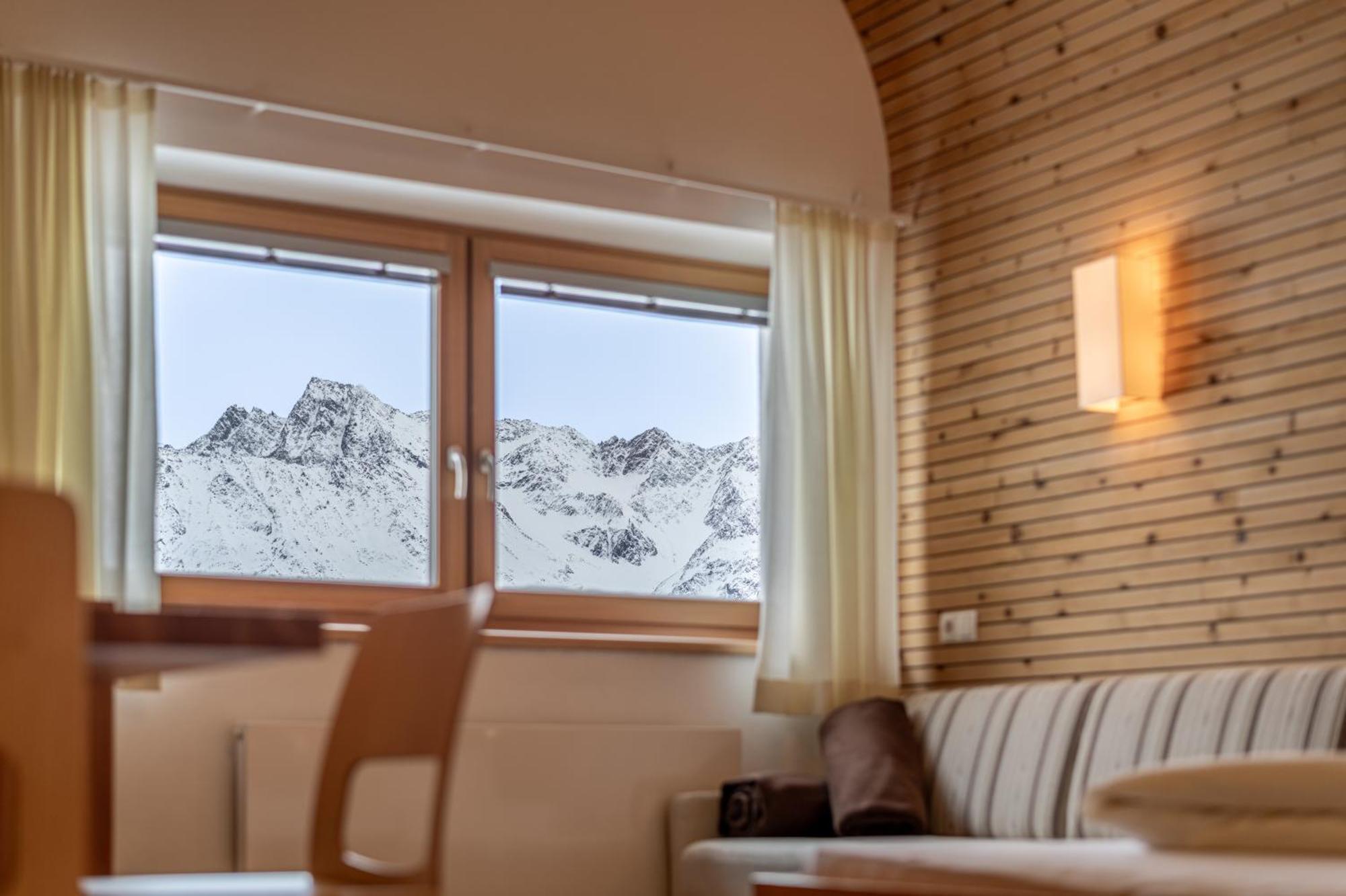 Hotel Hochsoelden エクステリア 写真