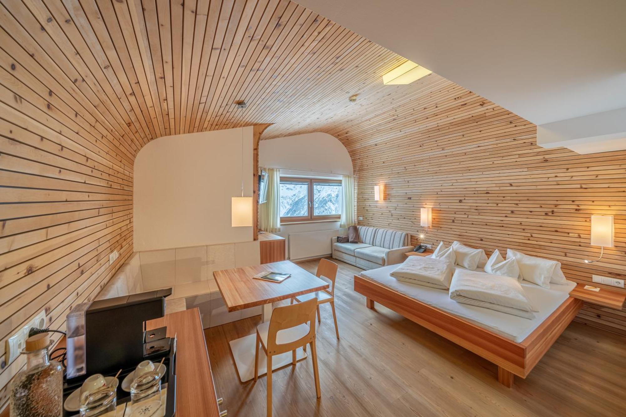 Hotel Hochsoelden エクステリア 写真