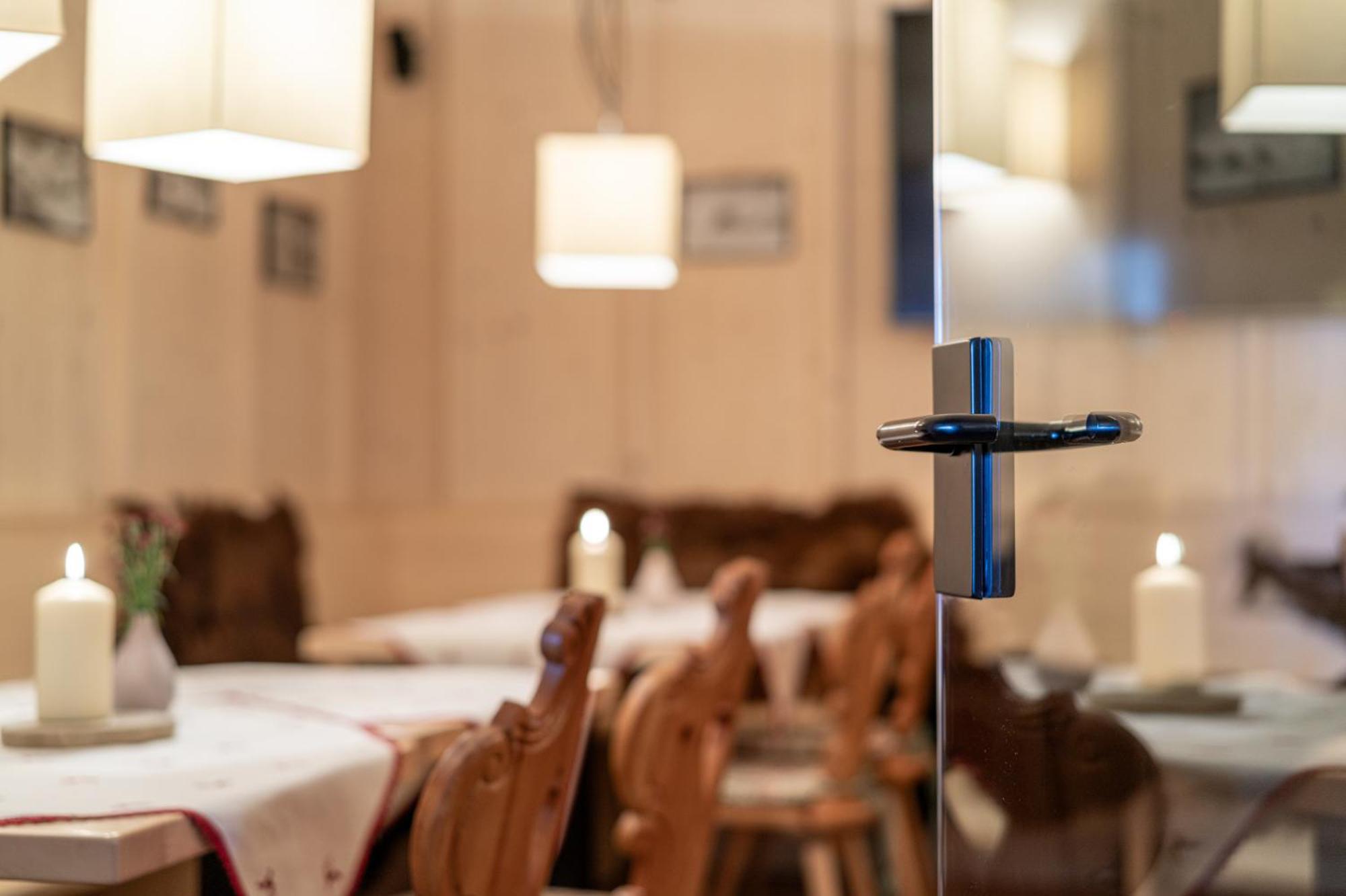 Hotel Hochsoelden エクステリア 写真
