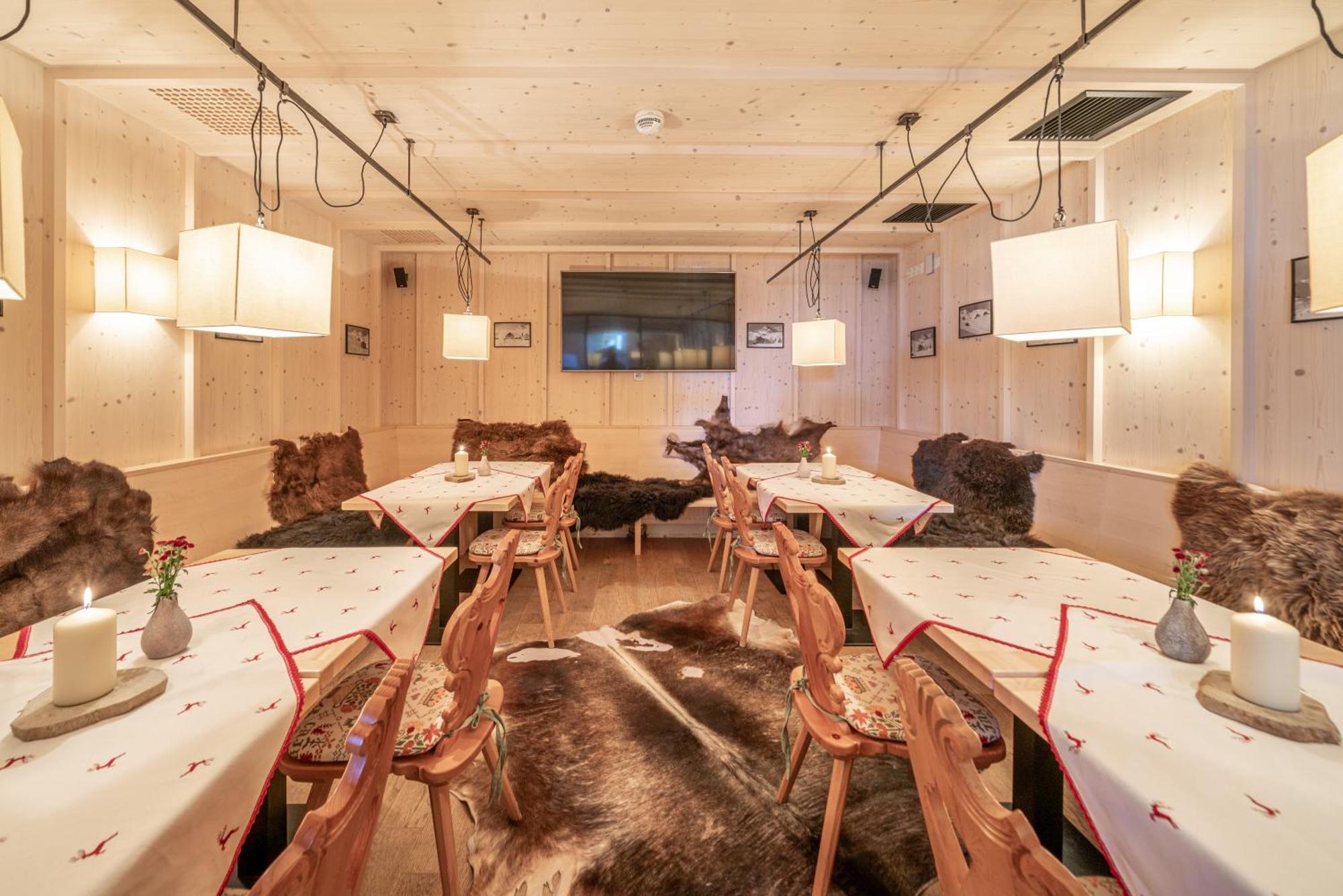 Hotel Hochsoelden エクステリア 写真