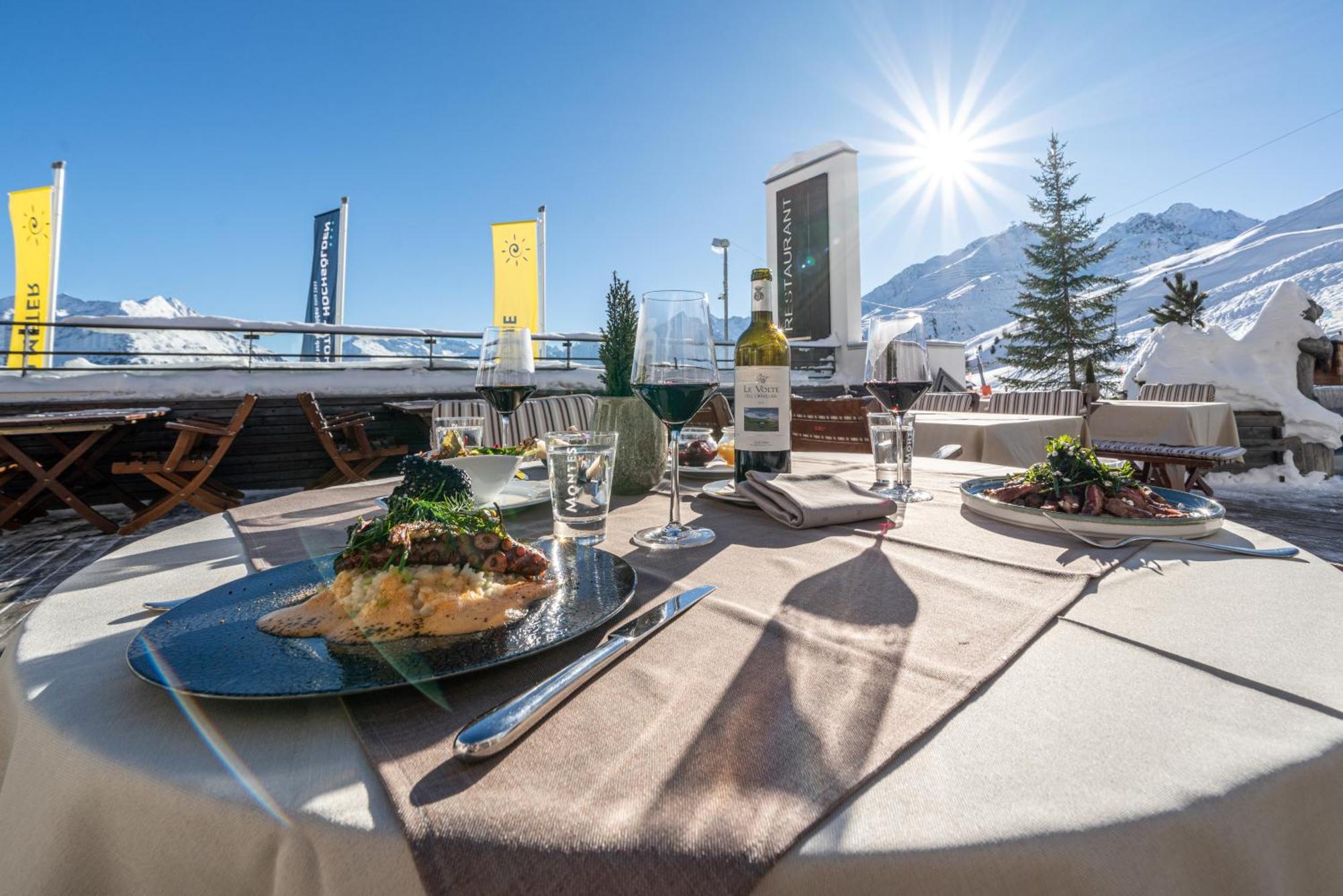Hotel Hochsoelden エクステリア 写真
