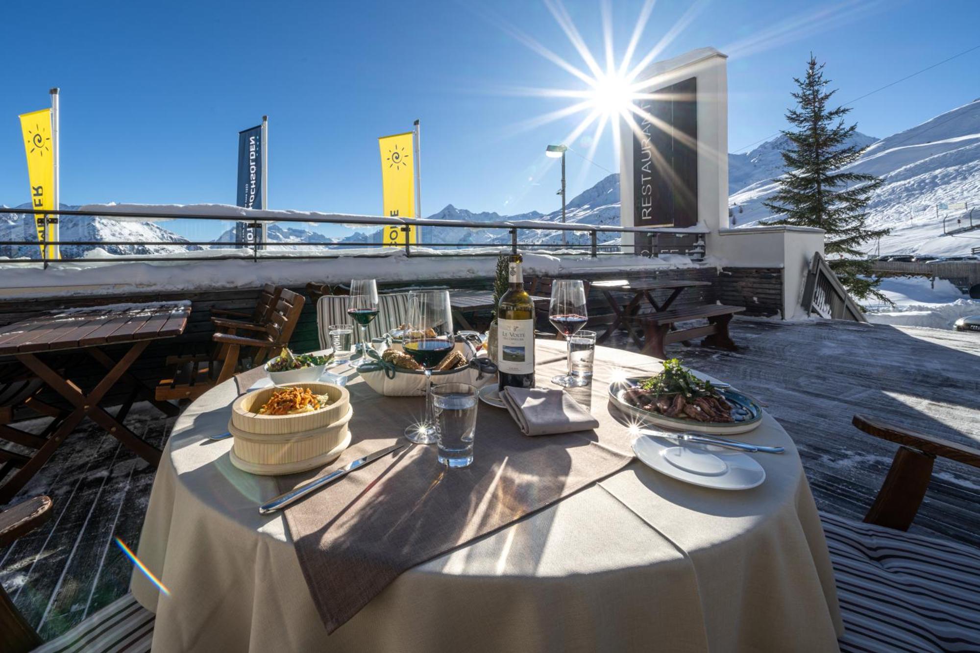 Hotel Hochsoelden エクステリア 写真