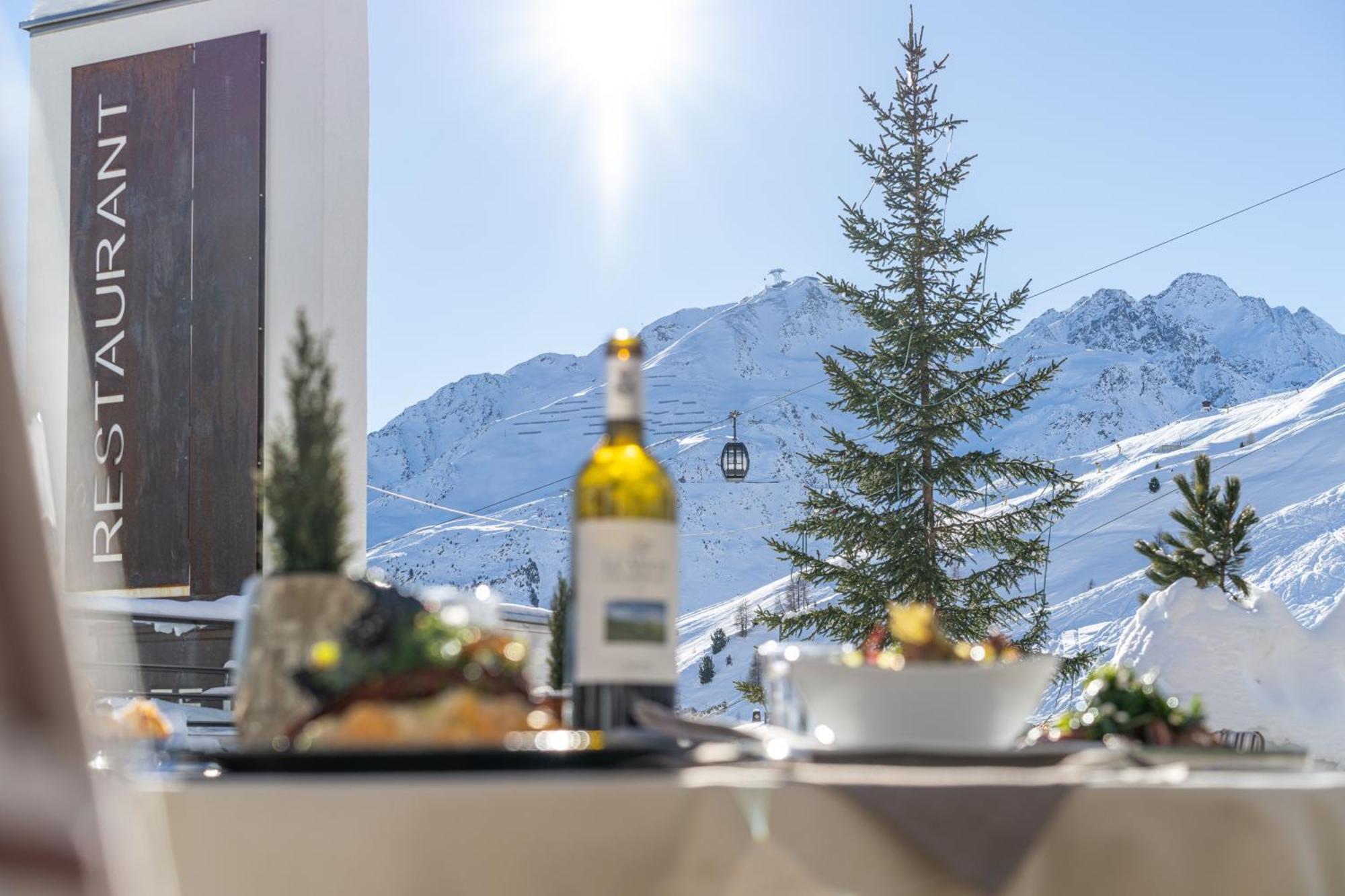 Hotel Hochsoelden エクステリア 写真