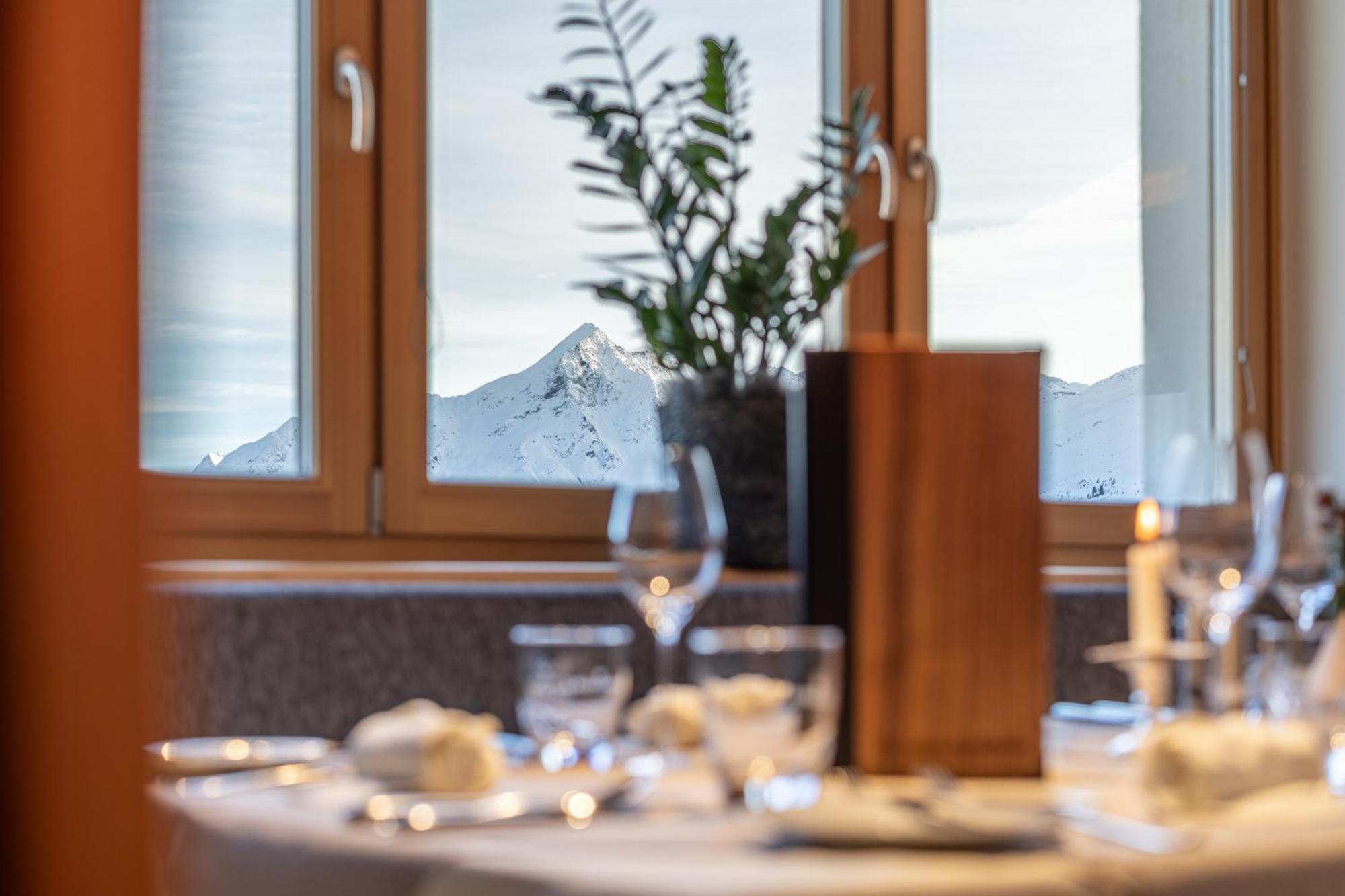 Hotel Hochsoelden エクステリア 写真