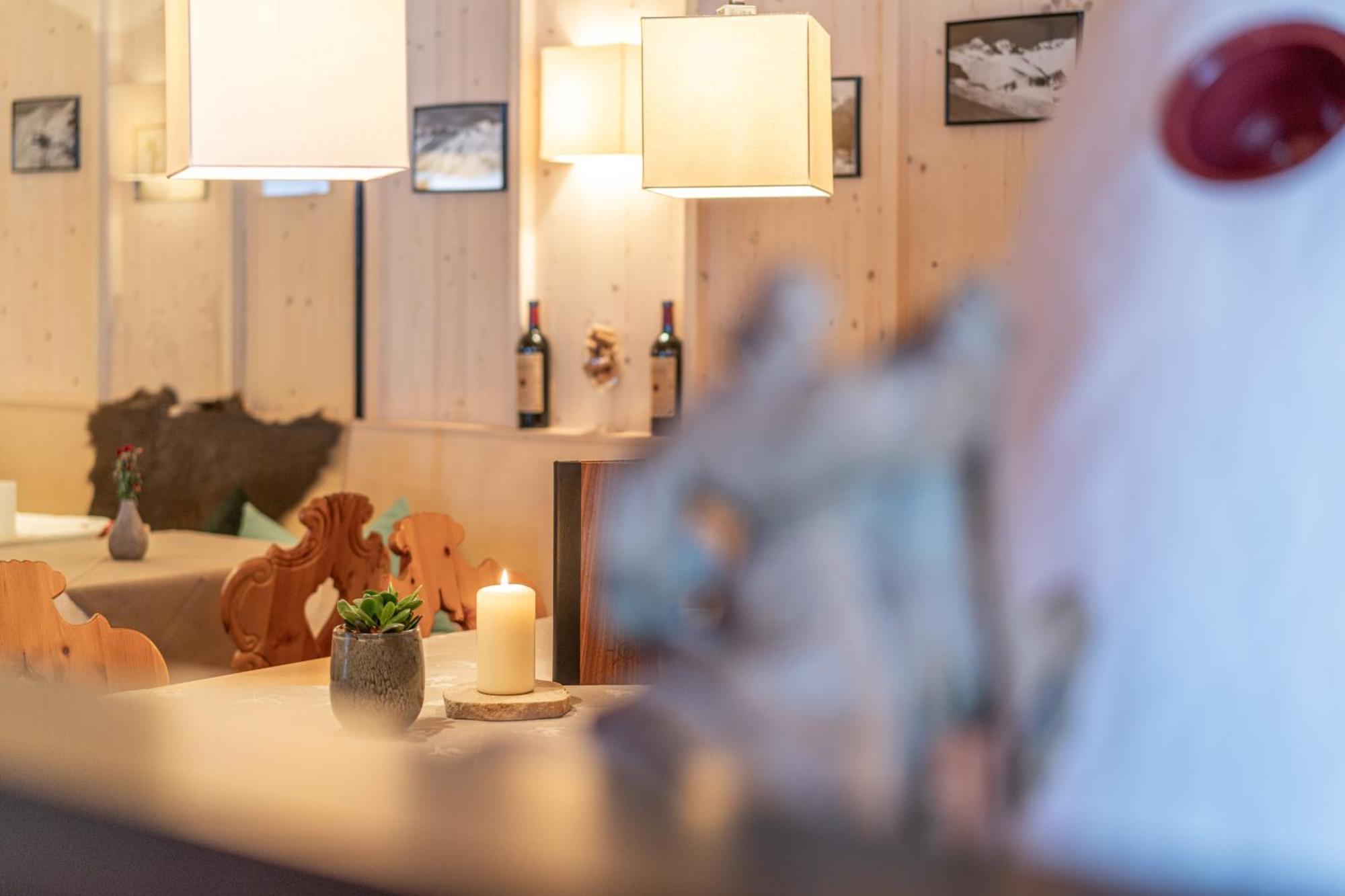 Hotel Hochsoelden エクステリア 写真