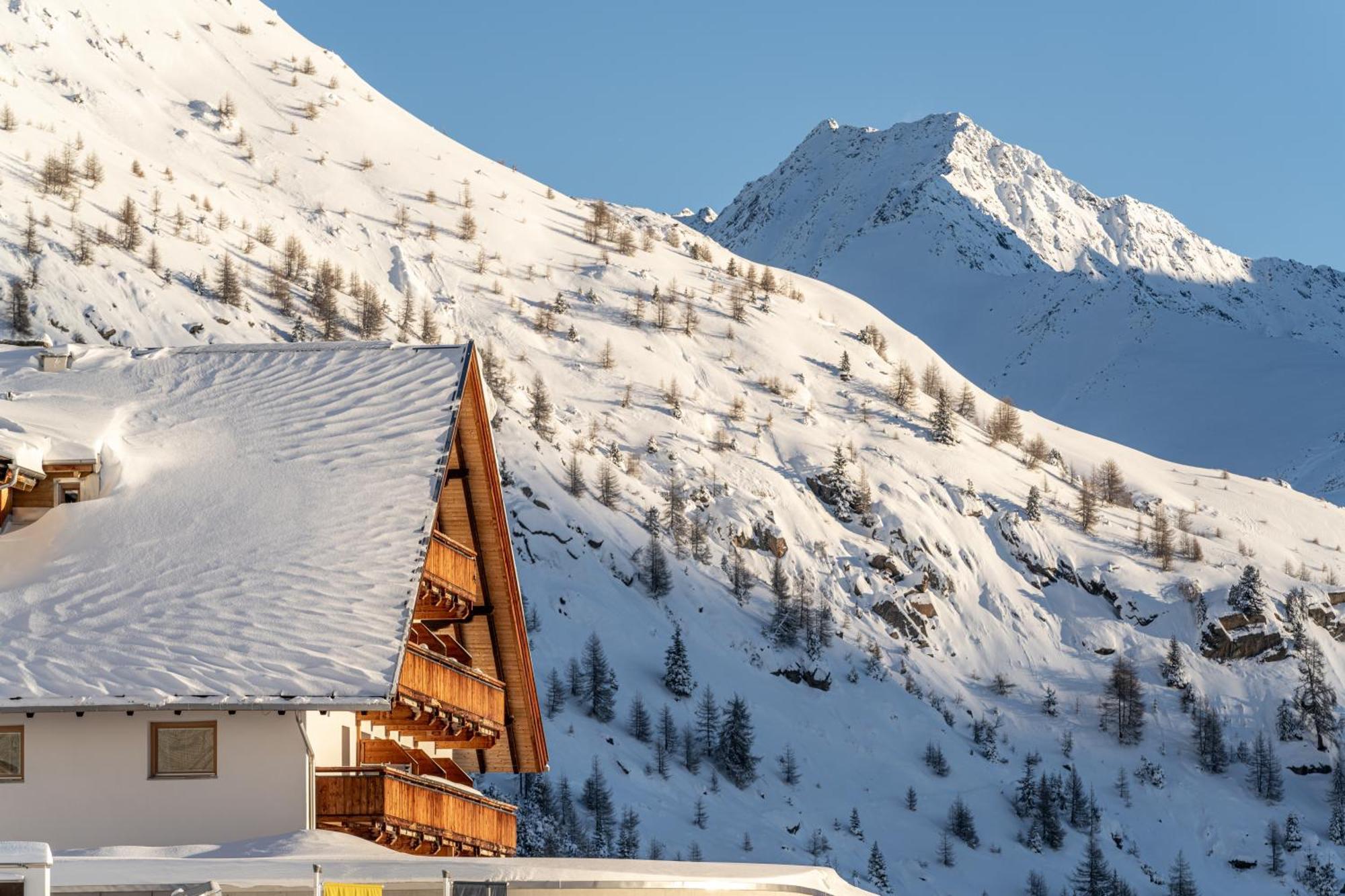 Hotel Hochsoelden エクステリア 写真